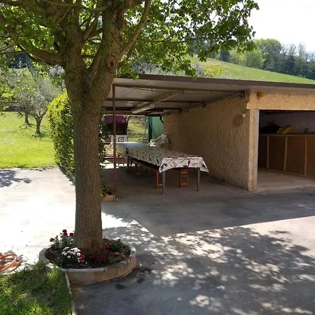 Casa Vacanze Tra Mare E Montemaggiore Дом отдыха *